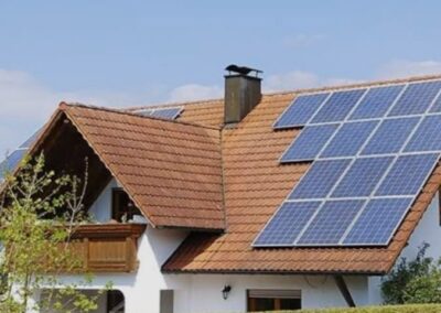 Installazione e assistenza impianti fotovoltaici a Milano, Bergamo e Monza per risparmio energetico e bollette più basse